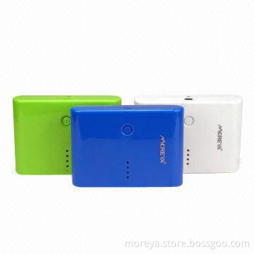 Large capacity of 8000mA power bank with newest high quality 18650 battery and double USB ports